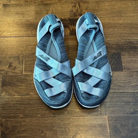 Avia slip on GELfom blue and gray weave sneakers, size 8 - Picture 1 of 9
